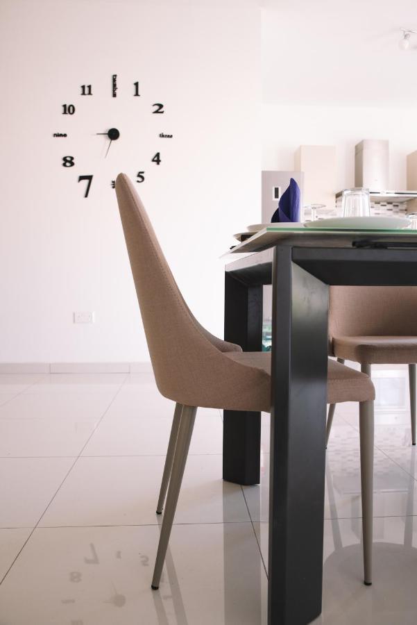 Modern 3 Bedroom With Ac Apartment Żabbar المظهر الخارجي الصورة